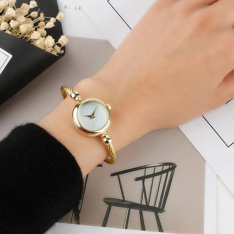 Relógio Feminino Vartelli Essenza — Bracelete